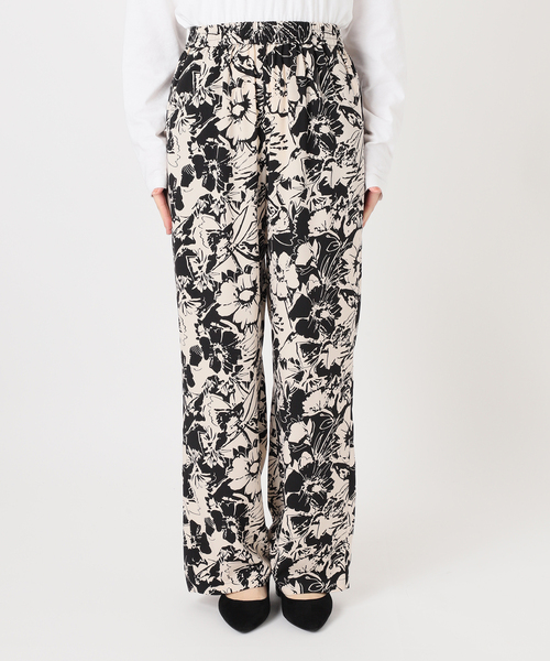 JOURNAL STANDARD relume（ジャーナルスタンダード　レリューム）の「《追加2》コントラストフラワープリントパンツ（その他パンツ・レディース・アイボリー/ブラック/グリーン・FREE）」の18枚目の写真