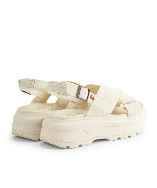 HUNTER(ハンター)の「【HUNTER】 U CITY REBEL WEBBING CROSS-OVER SANDAL シティレーベルウェビィングクロスオーバーサンダル(サンダル・レディース・クリーム・5/6/4)」の3枚目の写真