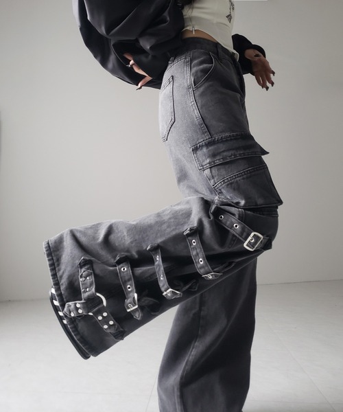 me+em select(ミームセレクト)の「※※【 4size 】ヴィンテージサイドベルテッドカーゴデニム / vintage side belted cargo denim(デニムパンツ・レディース・ブラック・SMALL/MEDIUM/LARGE/X-LARGE)」の10枚目の写真