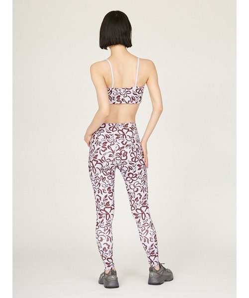 emmi（エミ）の「プルメリアアートレギンス（レギンス/スパッツ・レディース・ネイビー/ホワイト/ライトブルー・0/1）」の6枚目の写真