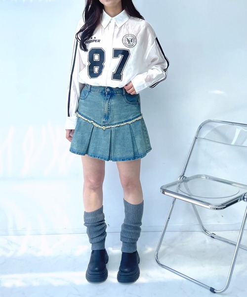 AS KNOW AS plus（アズノゥアズプラス）の「●ナンバープリント 袖ラインシアービッグサイズシャツ（シャツ/ブラウス・レディース・オフホワイト/チャコールグレー/グリーン・FREE）」の16枚目の写真