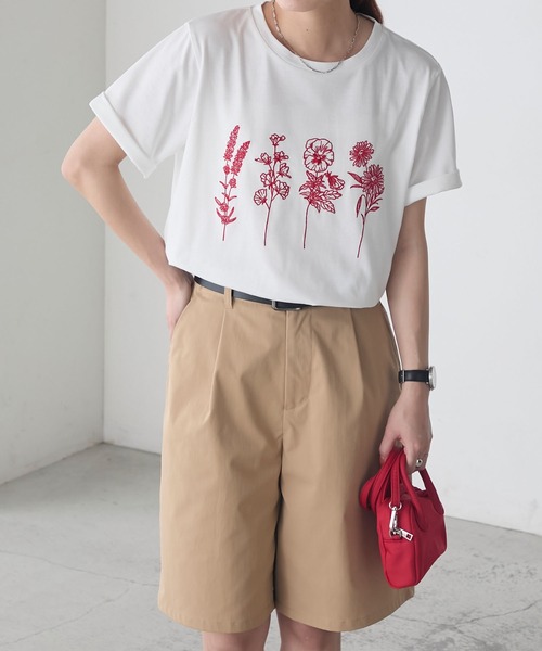 BONLECILL(ボンルシール)の「フラワー刺繍T(Tシャツ/カットソー・レディース・オートミール/ベージュ/ピンク/オフホワイト・FREE)」の6枚目の写真