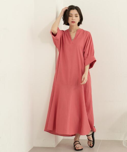 OPAQUE.CLIP（オペークドットクリップ）の「◆キーネックワンピース【洗える】（ワンピース・レディース・ピンク系/キャメル/ブラック・42/38/40）」の3枚目の写真