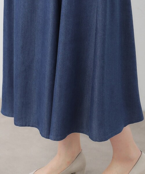LAURA ASHLEY(ローラアシュレイ)の「【脇ファスナーあり/ウエストゴム】セルロース デニムスカート(スカート・レディース・ネイビー/ライトブルー・38/40)」の17枚目の写真