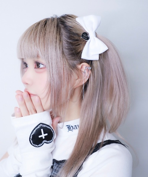 Hauls（ハウルズ）の「双子ちゃんおリボンクリップ（バレッタ/ヘアクリップ・レディース・ブラック/ホワイト・F）」の2枚目の写真