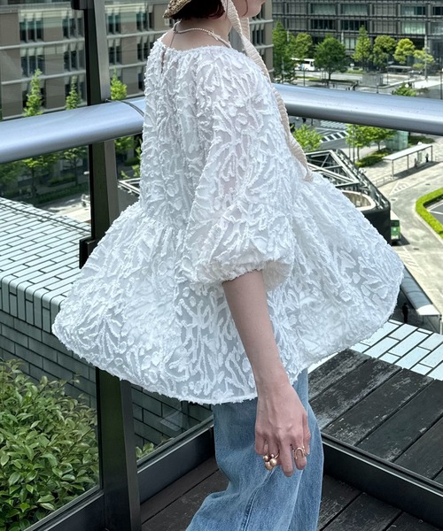 INTER FACTORY（インターファクトリー）の「ちょこび - ペプラムジャガードブラウス made in INTER FACTORY（シャツ/ブラウス・レディース・オレンジ/アイボリー・FREE）」の14枚目の写真