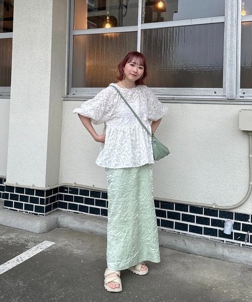 INTER FACTORY（インターファクトリー）の「ちょこび - ペプラムジャガードブラウス made in INTER FACTORY（シャツ/ブラウス・レディース・オレンジ/アイボリー・FREE）」の6枚目の写真