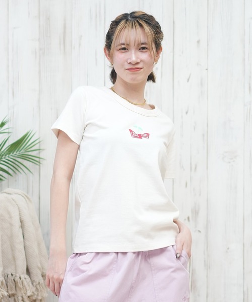 ROXY(ロキシー)の「ROXY/ロキシー CHERRY CHERRY S/S TEE Tシャツ RST252062(Tシャツ/カットソー・レディース・ブルー/ブラック/イエロー/ナチュラル・M/L)」の10枚目の写真