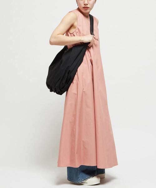 CONVERSE TOKYO(コンバーストウキョウ)の「RIPSTOP GATHERED SHOULDER BAG(ショルダーバッグ・レディース・ブルー/アイボリー/ブラック・FREE)」の22枚目の写真