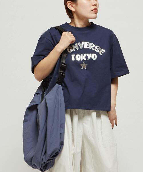CONVERSE TOKYO(コンバーストウキョウ)の「RIPSTOP GATHERED SHOULDER BAG(ショルダーバッグ・レディース・ブルー/アイボリー/ブラック・FREE)」の11枚目の写真