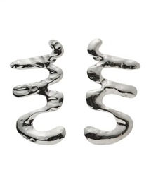 RUMCHE（ラムシェ）の「M Letter (Pierced) Earrings / Mレターピアス・イヤリング（ピアス（両耳用））」