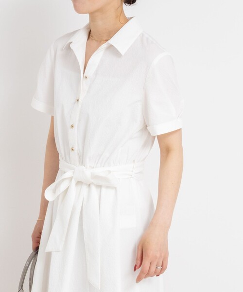 NOLLEY’S Sophi(ノーリーズソフィ)の「ウォッシャブルサッカーシャツワンピース(シャツワンピース・レディース・オリーブ/ホワイト/ネイビー・38/36)」の5枚目の写真