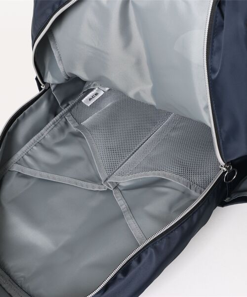 ACE(エース)の「エース リュックサック アリッサム A4サイズ収納 セットアップ ボトルホルダー 17694(バックパック/リュック・レディース・ネイビー/ベージュ/ブラック/ブルー・FREE)」の7枚目の写真