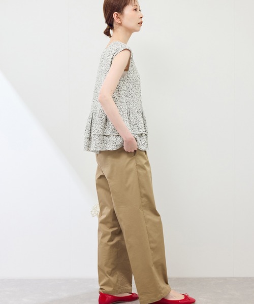 ROPE' PICNIC(ロペピクニック)の「小花柄ティアードゼロスリーブブラウス(シャツ/ブラウス・レディース・ブルー/グレー/ベージュ・38)」の9枚目の写真
