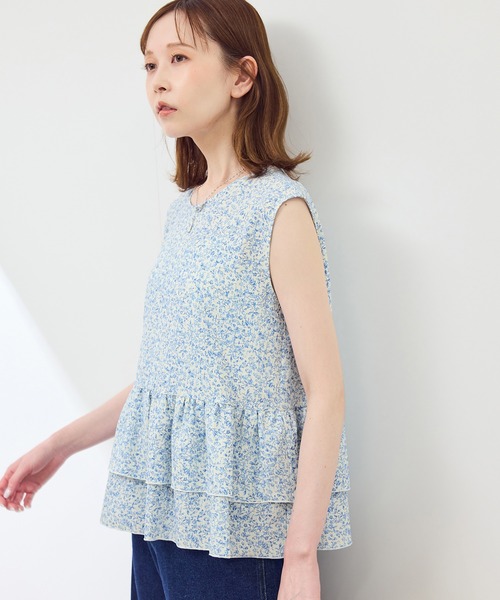 美品✨現行アルベロベロ　ぶたさんお花柄 クロスステッチ風 シャツ　近年モデル 美品✨現行アルベロベロ ぶたさんお花柄 クロスステッチ風