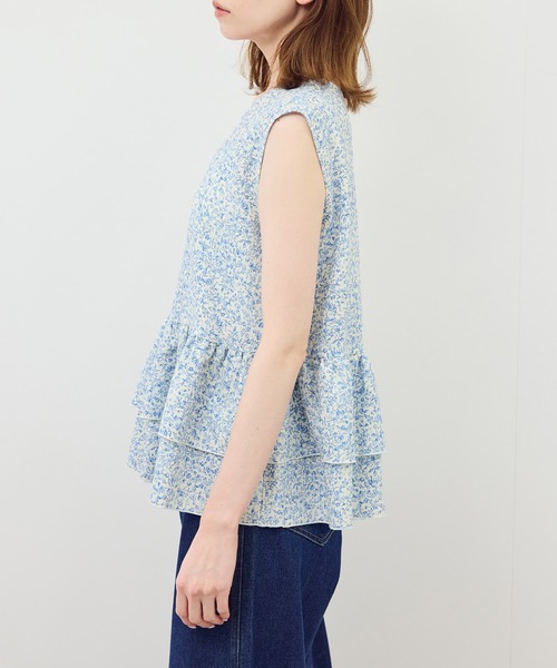 ROPE' PICNIC(ロペピクニック)の「小花柄ティアードゼロスリーブブラウス(シャツ/ブラウス・レディース・ブルー/グレー/ベージュ・38)」の16枚目の写真