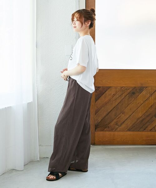 le.coeur blanc(ルクールブラン)の「《手洗い可能》Les Grands BoulevardsロゴTシャツ(Tシャツ/カットソー・レディース・オフホワイト/ベージュ/ダークグレー・38)」の12枚目の写真