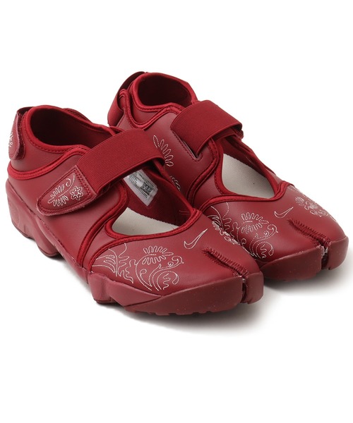 NIKE(ナイキ)の「NIKE WMNS AIR RIFT / ナイキ ウィメンズ エア リフト 【SP】(スニーカー・レディース・レッド・23.0cm/24.0cm/25.0cm/26.0cm/27.0cm/28.0cm/29.0cm)」の1枚目の写真