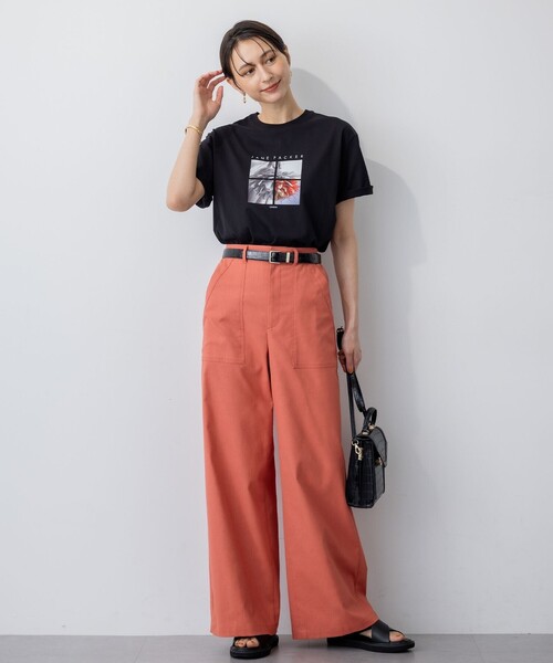 23区 L(ニジュウサンクオオキイサイズ)の「【洗える】JANE PACKERコラボ フォトプリント Tシャツ(Tシャツ/カットソー・レディース・ホワイト系/ホワイト系1/ブラック系/ブラック系1・44/46)」の17枚目の写真