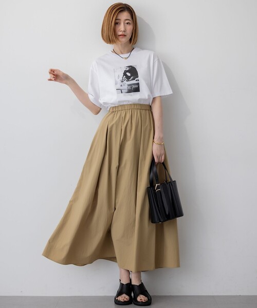 23区 L(ニジュウサンクオオキイサイズ)の「【洗える】JANE PACKERコラボ フォトプリント Tシャツ(Tシャツ/カットソー・レディース・ホワイト系/ホワイト系1/ブラック系/ブラック系1・44/46)」の15枚目の写真