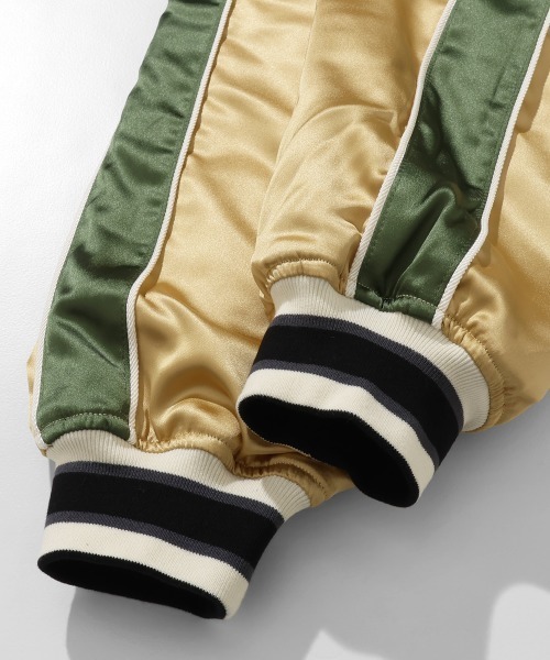 KRIFF MAYER(クリフメイヤー)の「【リバーシブル】スーベニア刺繍ひっくりスカジャン(スカジャン・メンズ・ブラック/ブルー/レンガ/グリーン・MEDIUM/LARGE/X-LARGE)」の12枚目の写真