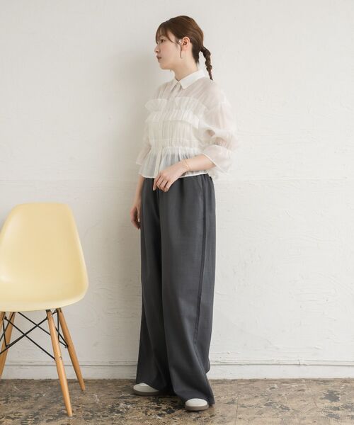 RETRO GIRL（レトロガール）の「フリルギャザーシアーSH（シャツ/ブラウス・レディース・ブルー/オフホワイト/ダークブラウン・FREE）」の13枚目の写真