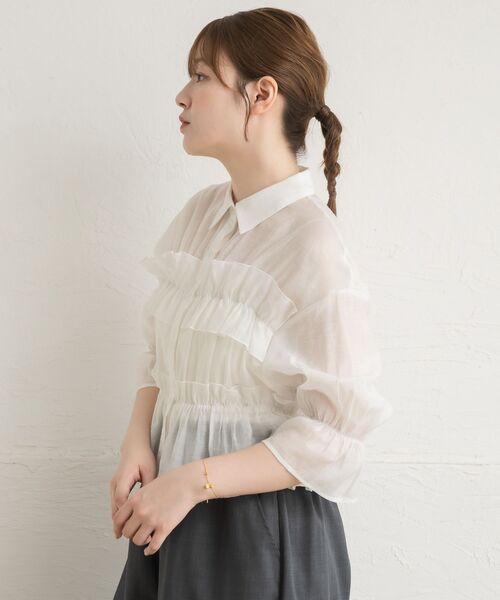 RETRO GIRL（レトロガール）の「フリルギャザーシアーSH（シャツ/ブラウス・レディース・ブルー/オフホワイト/ダークブラウン・FREE）」の9枚目の写真