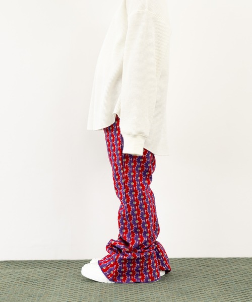 LOWRYS FARM(ローリーズファーム)の「カットJQフレアパンツ 574594(その他パンツ・キッズ・ブラウン/ネイビー/レッド・120cm/110cm/150cm/140cm/130cm)」の19枚目の写真