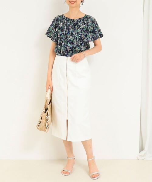 MICO COULIER(ミコクリエ)の「マルチカラーフラワープリントブラウス(シャツ/ブラウス・レディース・ブラック系その他/ブルー系その他・38)」の10枚目の写真