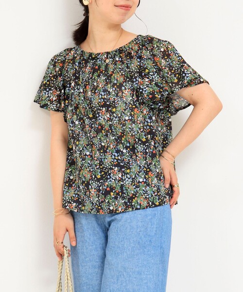 MICO COULIER(ミコクリエ)の「マルチカラーフラワープリントブラウス(シャツ/ブラウス・レディース・ブラック系その他/ブルー系その他・38)」の12枚目の写真