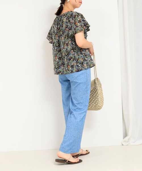 MICO COULIER(ミコクリエ)の「マルチカラーフラワープリントブラウス(シャツ/ブラウス・レディース・ブラック系その他/ブルー系その他・38)」の18枚目の写真