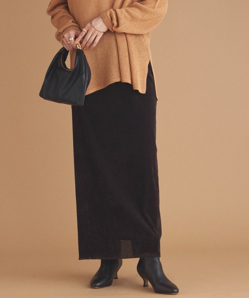 Doux archives(ドゥアルシーヴ)の「フロッキーベロアタイトスカート(スカート・レディース・ワイン/ブラック/ブラウン・38)」の16枚目の写真