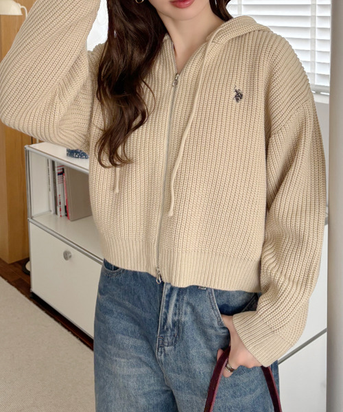 U.S. POLO ASSN.(ユーエスポロアッスン)の「【Ada.別注 U.S. POLO ASSN】ショート丈 ダブルジップ ニット パーカー(パーカー・レディース・ライトグレー/ネイビー/アイボリー/ダークブラウン・M)」の17枚目の写真