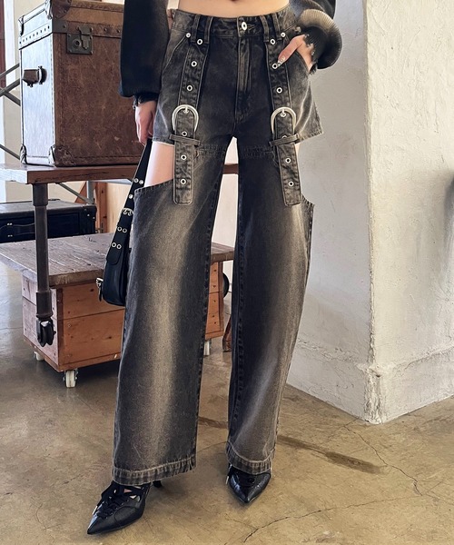 SPIRALGIRL（スパイラルガール）の「ベルトデザインサイドカットデニム（デニムパンツ・レディース・ブルー/ブラック・SMALL/MEDIUM）」の10枚目の写真