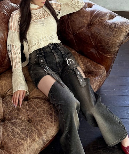 SPIRALGIRL（スパイラルガール）の「ベルトデザインサイドカットデニム（デニムパンツ・レディース・ブルー/ブラック・SMALL/MEDIUM）」の11枚目の写真