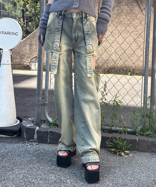 SPIRALGIRL（スパイラルガール）の「ベルトデザインサイドカットデニム（デニムパンツ・レディース・ブルー/ブラック・SMALL/MEDIUM）」の4枚目の写真