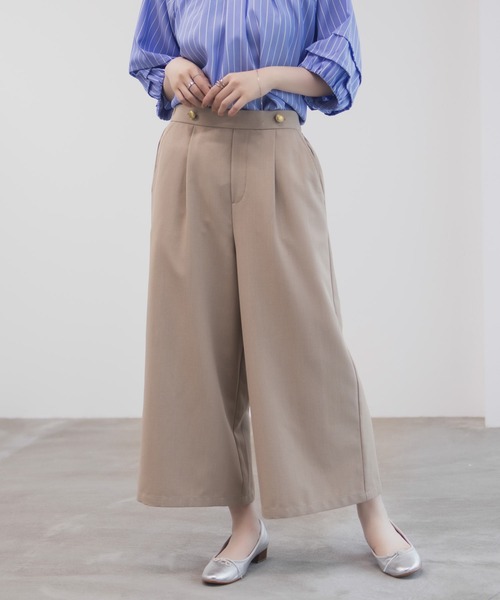 Mac-House(マックハウス)の「Idnes ボタン付きワイドクロプトパンツ(その他パンツ・レディース・キャメル/ベージュ/ブラック・M/L)」の17枚目の写真