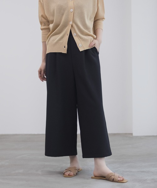 Mac-House(マックハウス)の「Idnes ボタン付きワイドクロプトパンツ(その他パンツ・レディース・キャメル/ベージュ/ブラック・M/L)」の14枚目の写真