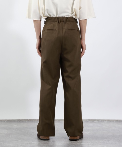 BAYFLOW（ベイフロー）の「ワンタックトラウザー【吸水速乾・接触冷感】（スラックス・メンズ・モカ/ブラック・MEDIUM/LARGE）」の17枚目の写真