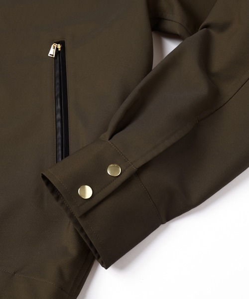 CULLNI（クルニ）の「Chambray Gabardine Dot Button Coach Jacket（ブルゾン・メンズ・カーキ/ブラック/ネイビー・2/1/0）」の11枚目の写真