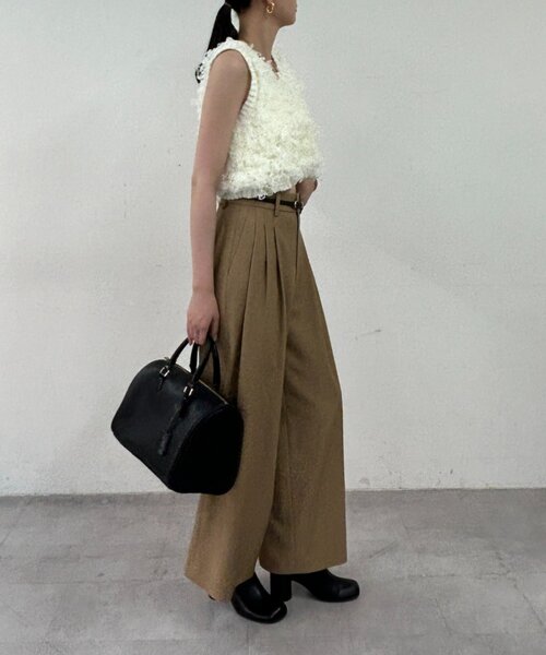 LOUNGEDRESS（ラウンジドレス）の「チュールループニットベスト（ベスト・レディース・アイボリー/ブラック・FREE）」の8枚目の写真