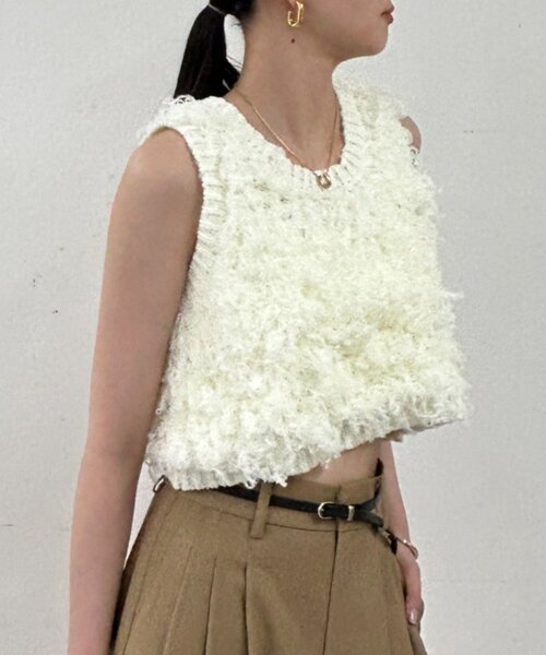 LOUNGEDRESS（ラウンジドレス）の「チュールループニットベスト（ベスト・レディース・アイボリー/ブラック・FREE）」の12枚目の写真
