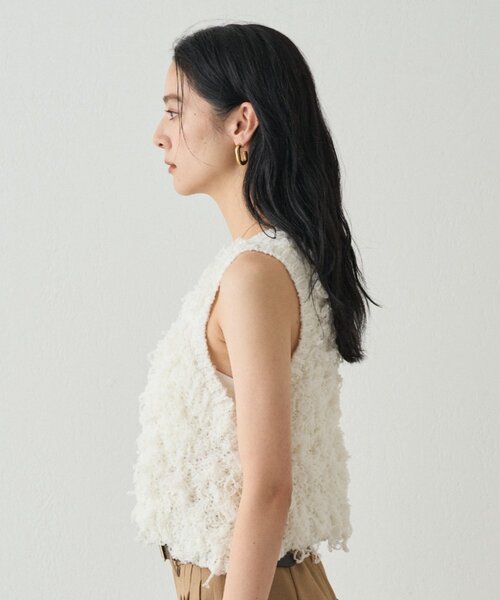 LOUNGEDRESS（ラウンジドレス）の「チュールループニットベスト（ベスト・レディース・アイボリー/ブラック・FREE）」の14枚目の写真