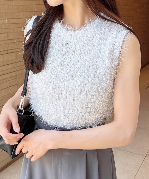 INGNI(イング)の「シャギーノースリニット(ニット/セーター・レディース・ライトグレー/ピンク/ブラック/オフホワイト・M)」の5枚目の写真