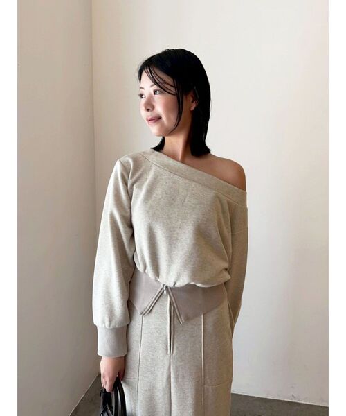 LAGUNAMOON（ラグナムーン）の「ラメスウェットナロースカート（スカート・レディース・ベージュ/ライトグレー・SMALL/MEDIUM）」の10枚目の写真