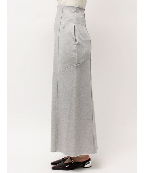 LAGUNAMOON（ラグナムーン）の「ラメスウェットナロースカート（スカート・レディース・ベージュ/ライトグレー・SMALL/MEDIUM）」の15枚目の写真