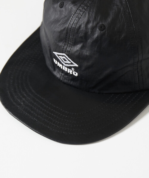 UMBRO(アンブロ)の「UMBRO/アンブロ 【新色追加】SP Coating Nylon Flat Visor 6Panel Cap/別注 コーティングナイロン フラットバイザー 6パネルキャップ(キャップ・メンズ・ワインレッド/チャコールグレー/ブラック/ホワイト/サンドベージュ・ONE SIZE)」の15枚目の写真
