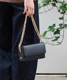 AULENTTI | 【AULENTTI/オウレンティ】スクエアチェーンポシェット(ショルダーバッグ)