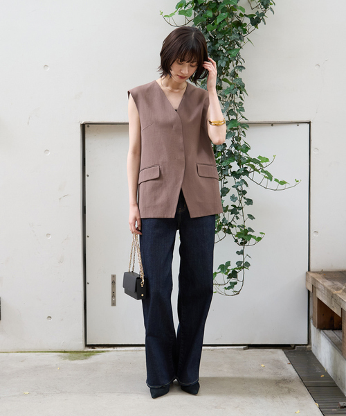 AULENTTI（オウレンティ）の「【AULENTTI/オウレンティ】スクエアチェーンポシェット（ショルダーバッグ・レディース・ブラック/ブラウン・フリー）」の8枚目の写真