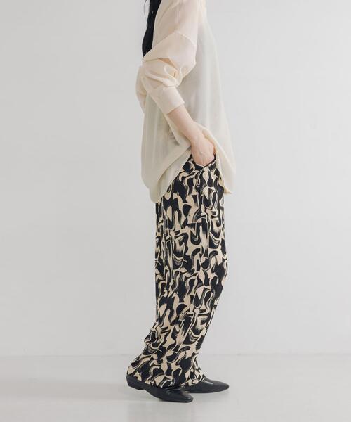 URBAN RESEARCH（アーバンリサーチ）の「SPRINTEX レトロプリントパンツ（その他パンツ・レディース・ブラック・FREE）」の13枚目の写真